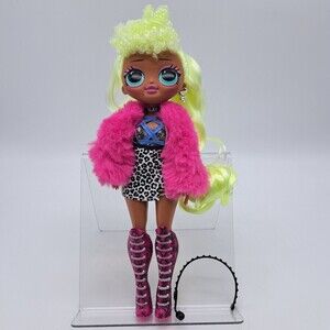 LOL Surprise OMG Lady Diva Fashion Doll MGA Entertainment Neon Hair With Boots